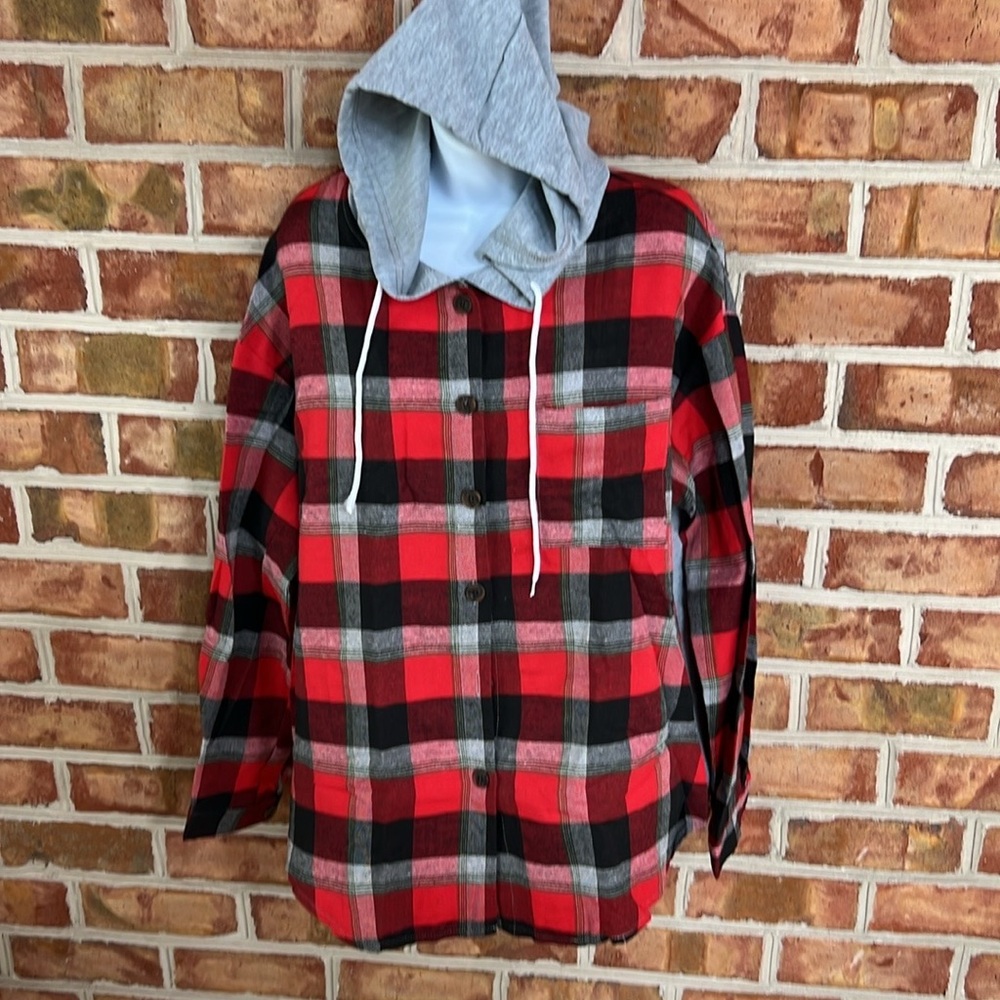 NWB SHEIN Red and Black Plaid Hoodie button down flannel type Sweatshirt. Large